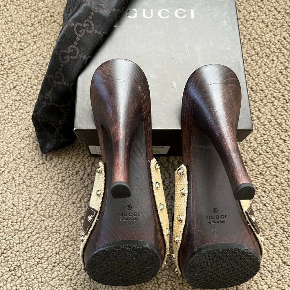 Vintage Gucci heels - Picture 6 of 11